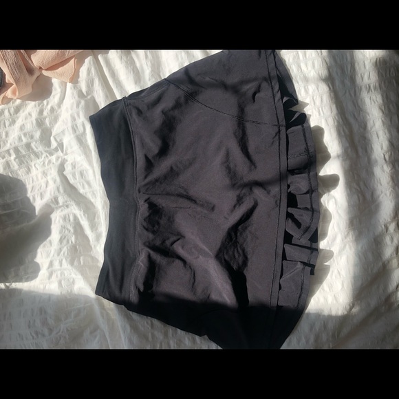Lululemon pleated tennis skirt - Picture 4 of 4
